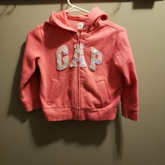 GAP Other - Gap sweatshirt girls